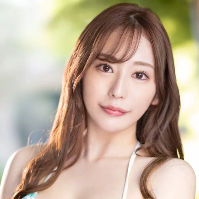 粉嫩小妹偷偷藏不住